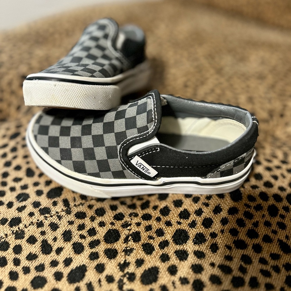 Vans Kids Checkerboard Slip-On Sneakers in Black and Gray
